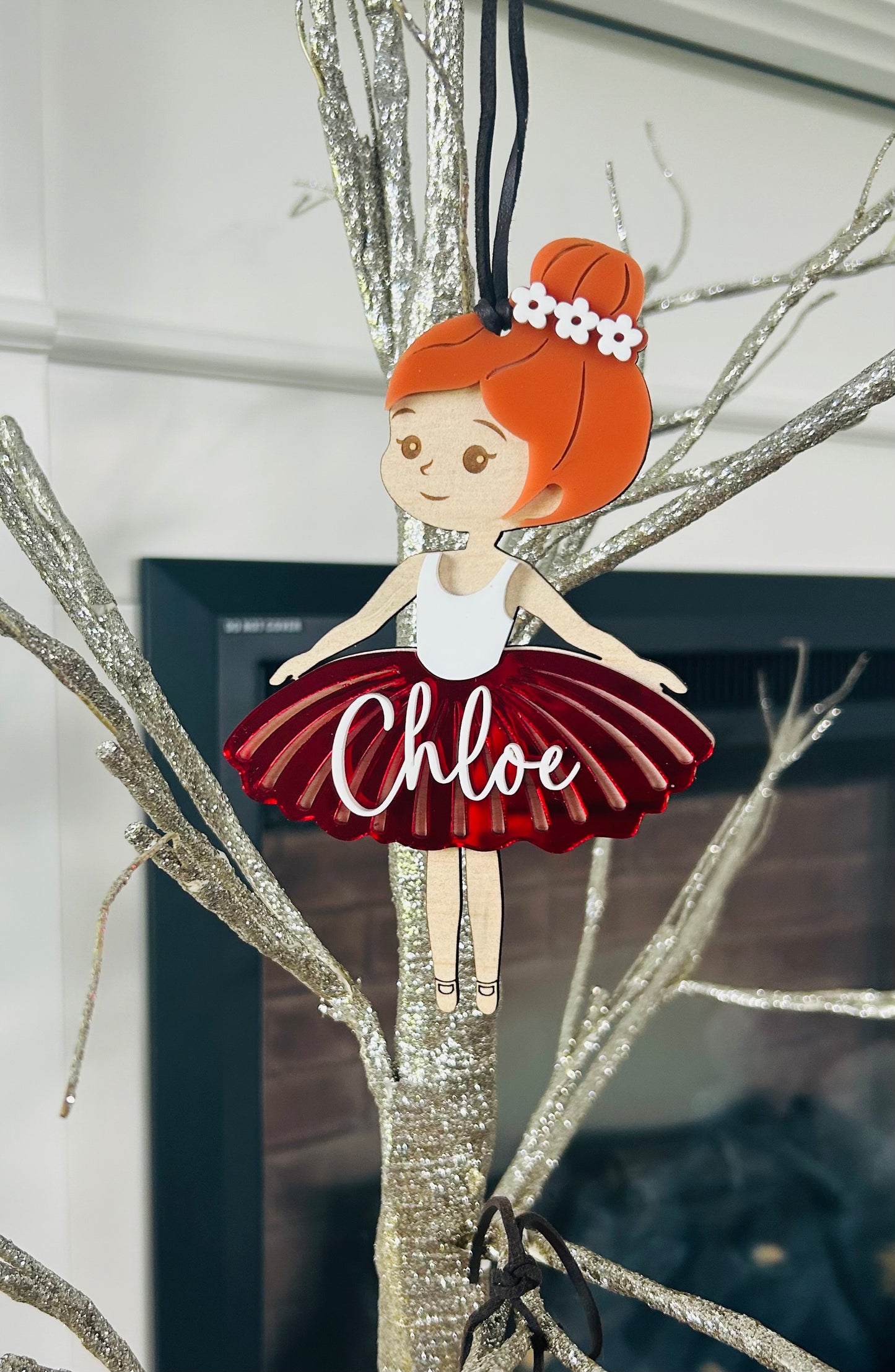 DANCING GIRL HANGING ORNAMENT