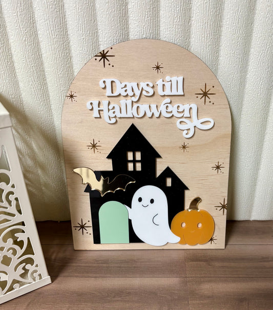 HAUNTED HOUSE HALLOWEEN COUNTDOWN