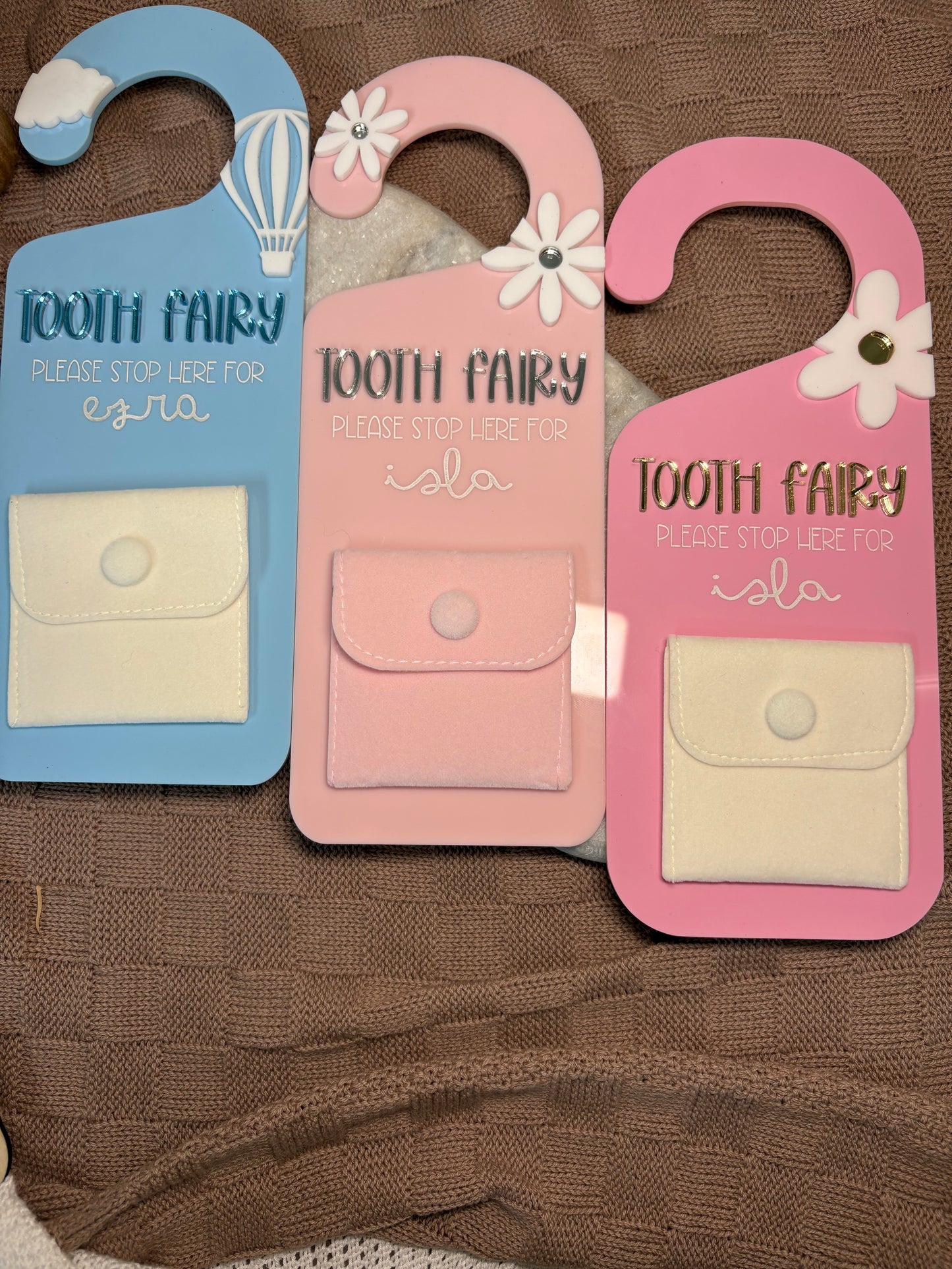 TOOTH FAIRY DOOR HANGER - DAISIES